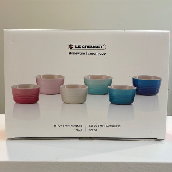 NEW Le Creuset Set of 6 Rainbow/ Multicolor Mini Ramekins - Picture 2 of 8
